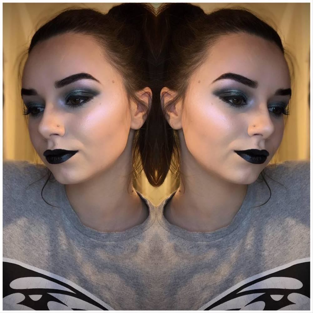 Meet your Posher, Isabella